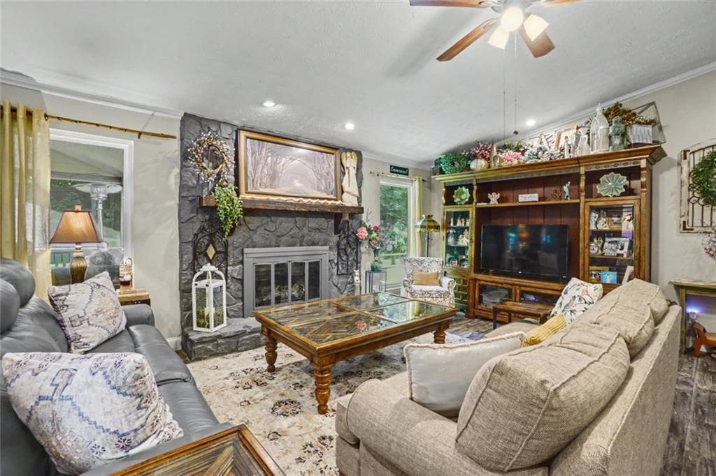 4 bedroom, 2 bathroom, 1,709 sq ft single family residence under contract at 1211 Wade Green Circle, Acworth, GA 30102 — photo 7