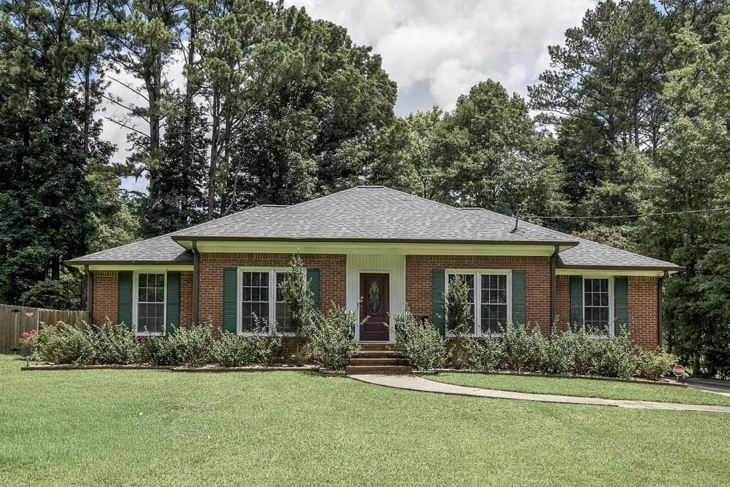 3 bedroom, 3 bathroom, 1,848 sq ft single family residence under contract at 656 Bruce Way, Lilburn, GA 30047