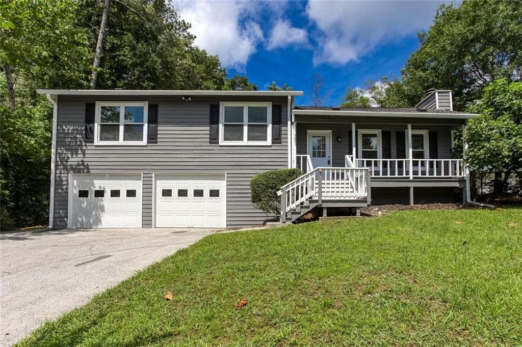 3 bedroom, 2 bathroom, 1,204 sq ft single family residence for rent at 1093 Caprice Drive, Powder Springs, GA 30127 for $1,990 a month — photo 3