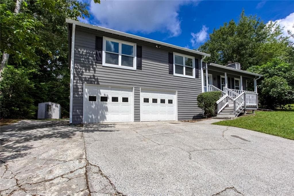 3 bedroom, 2 bathroom, 1,204 sq ft single family residence for rent at 1093 Caprice Drive, Powder Springs, GA 30127 for $1,990 a month — photo 4