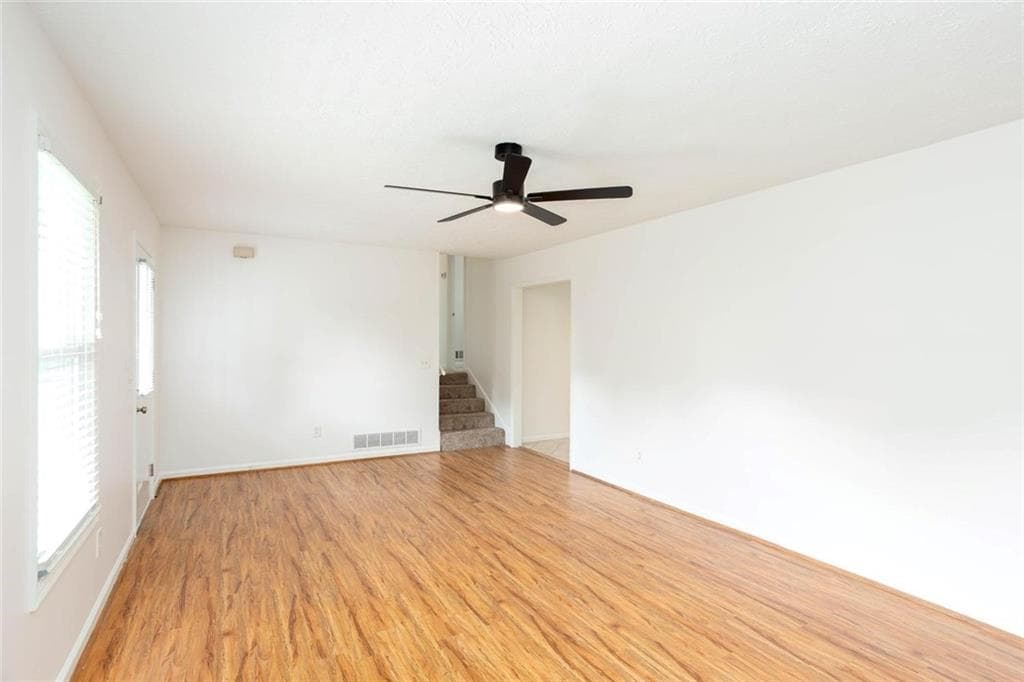 3 bedroom, 2 bathroom, 1,204 sq ft single family residence for rent at 1093 Caprice Drive, Powder Springs, GA 30127 for $1,990 a month — photo 10