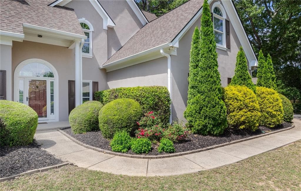 5 bedroom, 4 bathroom, 4,394 sq ft single family residence for sale at 6105 Olde Atlanta Parkway, Suwanee, GA 30024 — photo 9