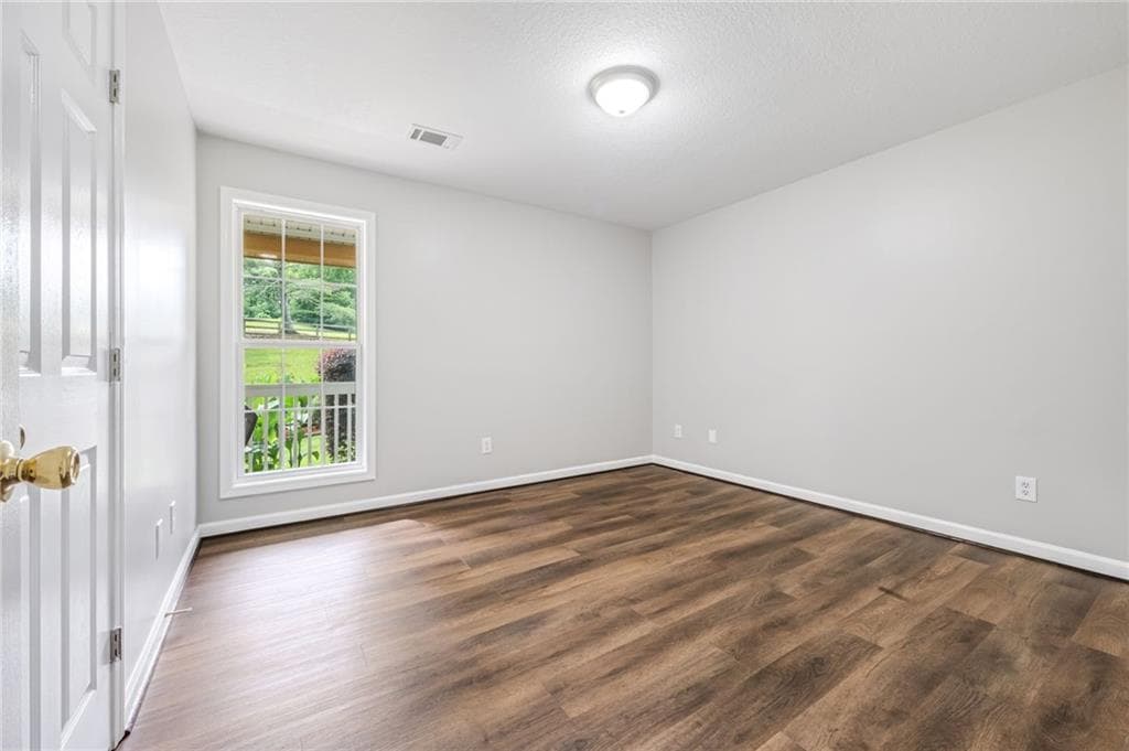 4 bedroom, 3 bathroom, 2,200 sq ft single family residence for sale at 59 Shadow Hills Lane, Dawsonville, GA 30534 — photo 10