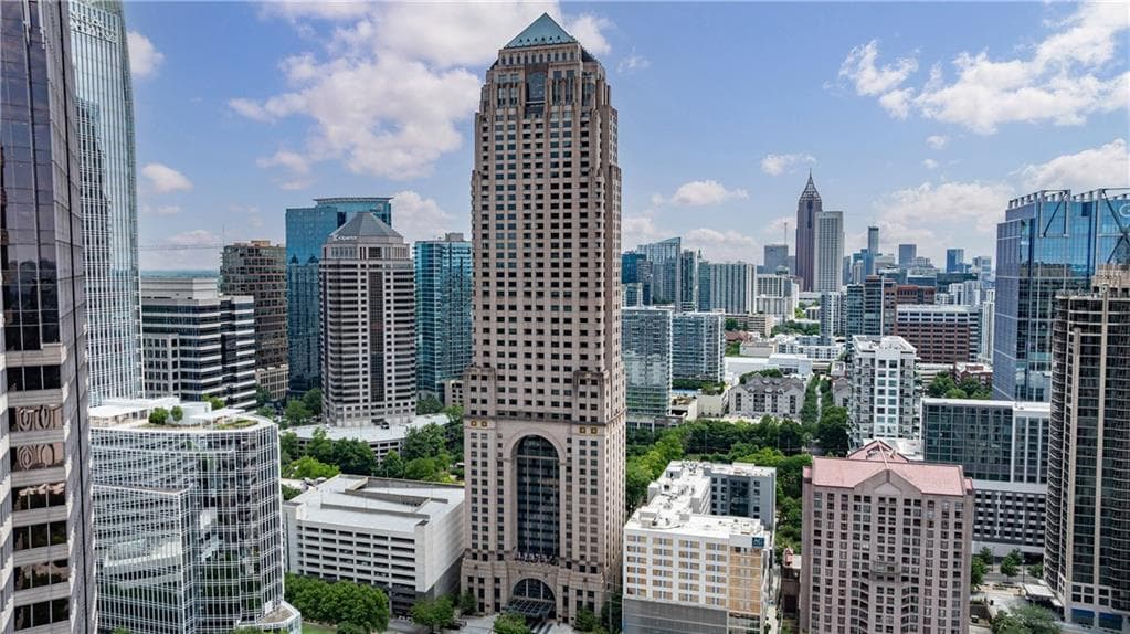 2 bedroom, 3 bathroom, 1,652 sq ft condominium sold at 75 14th Street 4160, Atlanta, GA 30309