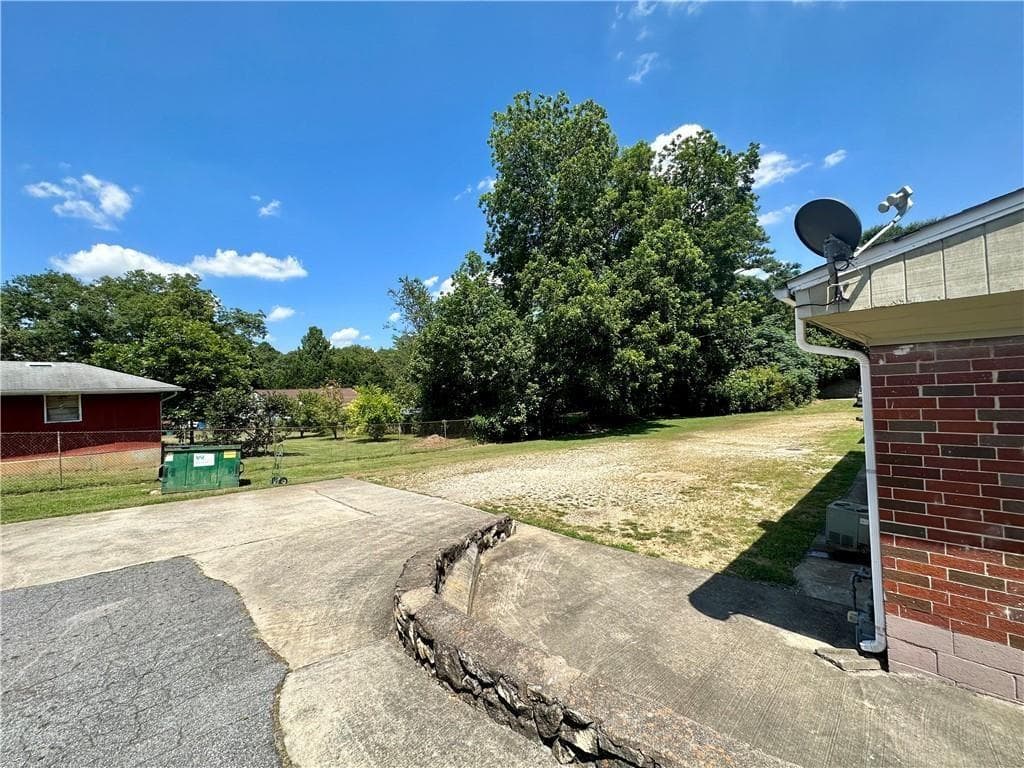 duplex for sale at 718 Hill Street, Forest Park, GA 30297 — photo 5