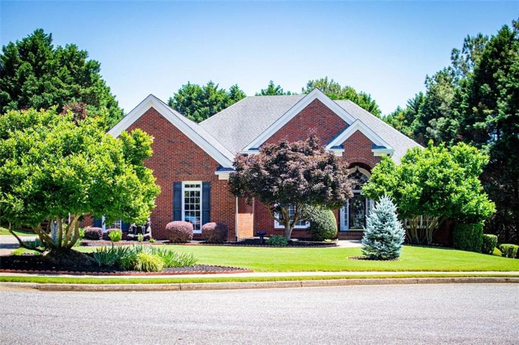4 bedroom, 4 bathroom, 2,935 sq ft single family residence for sale at 303 Ivy Brook Court, Alpharetta, GA 30004 — photo 3