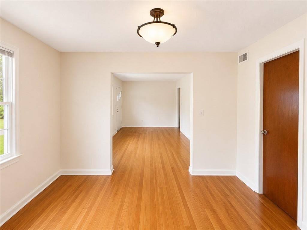 3 bedroom, 1 bathroom, 1,170 sq ft single family residence under contract at 29 Artillery Drive, Columbus, GA 31903 — photo 7
