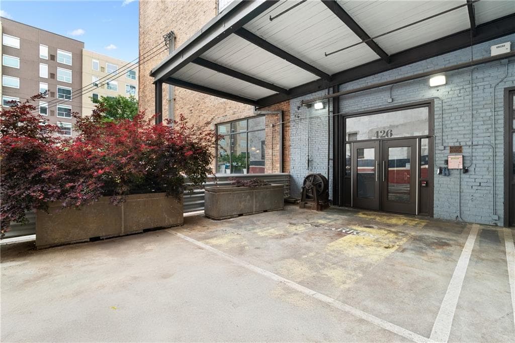 1 bedroom, 1 bathroom, 1,477 sq ft condominium for rent at 426 Marietta Street 406, Atlanta, GA 30313 for $2,295 a month — photo 4