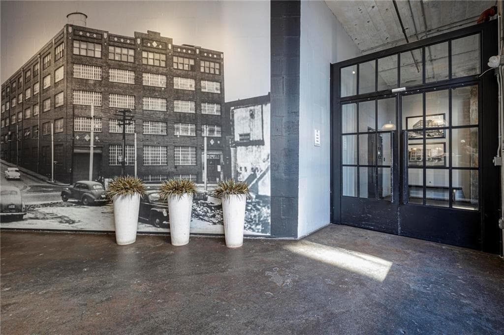 1 bedroom, 1 bathroom, 1,477 sq ft condominium for rent at 426 Marietta Street 406, Atlanta, GA 30313 for $2,295 a month — photo 5
