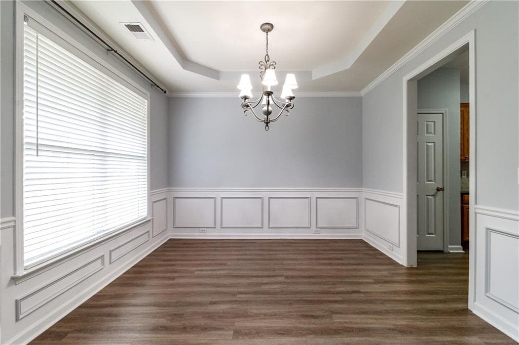 4 bedroom, 3 bathroom, 2,516 sq ft single family residence for sale at 3106 Delacorte Drive, Acworth, GA 30101 — photo 2