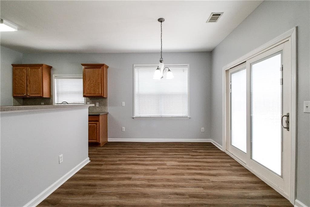 4 bedroom, 3 bathroom, 2,516 sq ft single family residence for sale at 3106 Delacorte Drive, Acworth, GA 30101 — photo 6