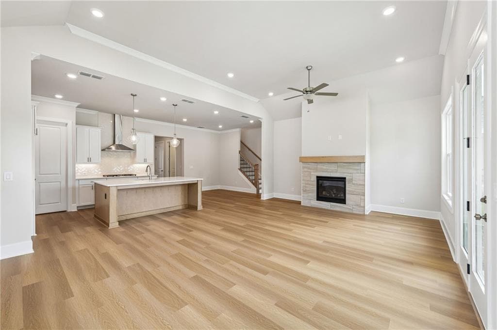 3 bedroom, 4 bathroom, 2,264 sq ft single family residence under contract at 151 High Point Drive, Hoschton, GA 30548 — photo 3