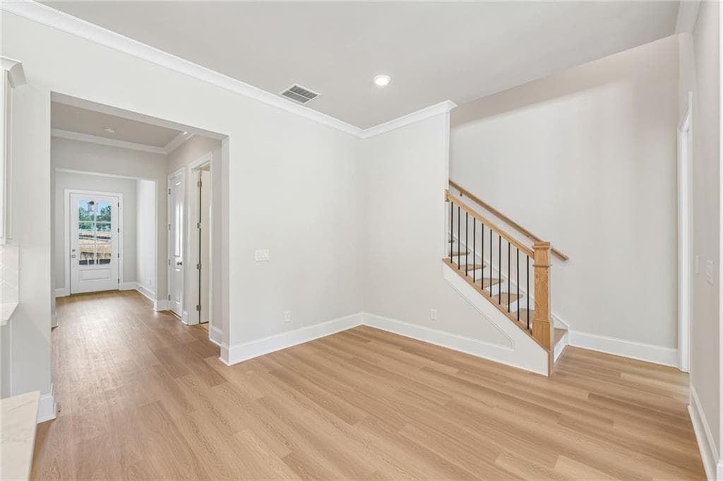 3 bedroom, 4 bathroom, 2,264 sq ft single family residence under contract at 151 High Point Drive, Hoschton, GA 30548 — photo 7