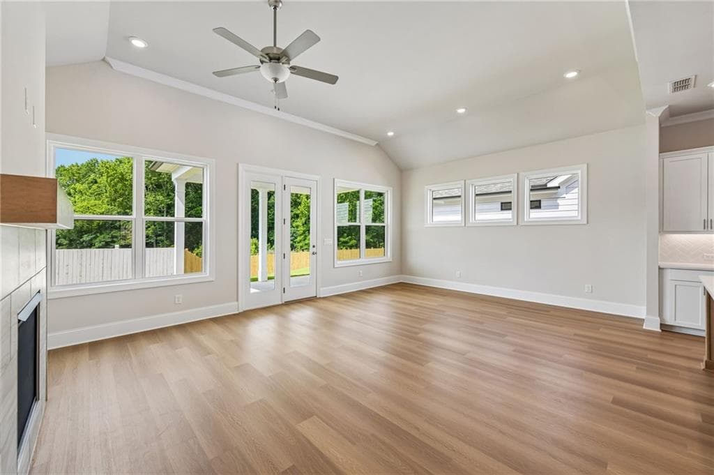 3 bedroom, 4 bathroom, 2,264 sq ft single family residence under contract at 151 High Point Drive, Hoschton, GA 30548 — photo 9