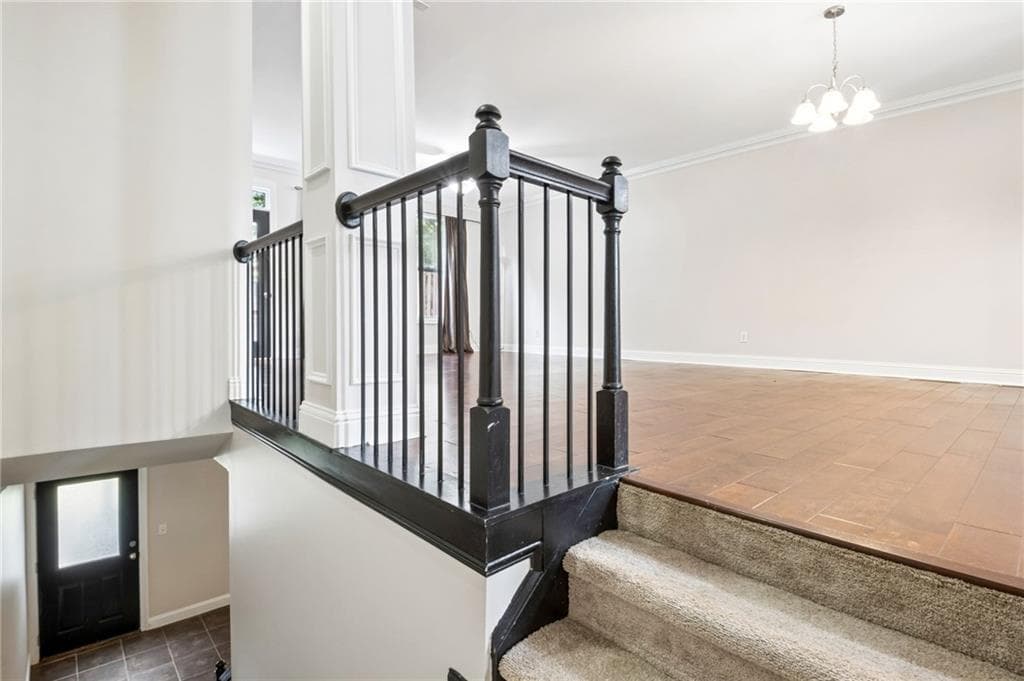 3 bedroom, 4 bathroom, 2,566 sq ft townhouse for sale at 3279 Greenwood Oak Drive, Peachtree Corners, GA 30092 — photo 4