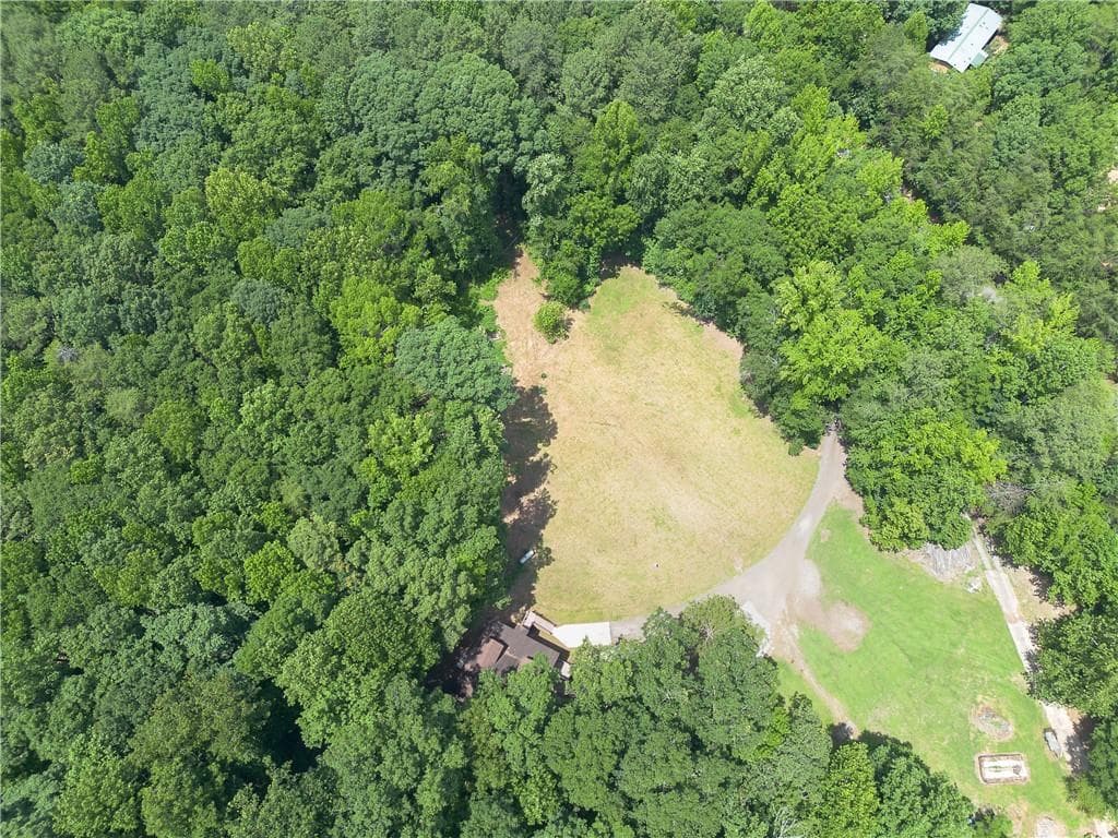 4 bedroom, 3 bathroom, 2,664 sq ft single family residence for sale at 331 Salacoa Road, Fairmount, GA 30139 — photo 4
