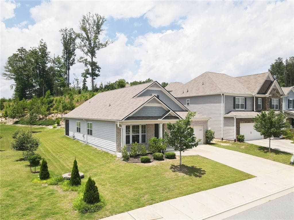 3 bedroom, 3 bathroom, 1,771 sq ft single family residence for sale at 222 Yaupon Trail, Braselton, GA 30517 — photo 2