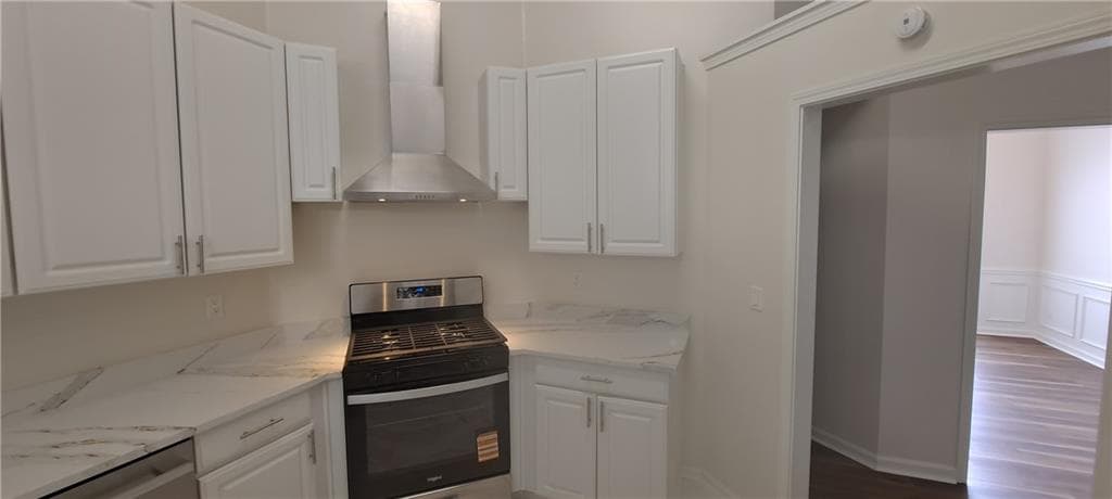 4 bedroom, 3 bathroom, 3,148 sq ft single family residence for rent at 1050 Hillary Lane, Lawrenceville, GA 30043 for $2,300 a month — photo 2