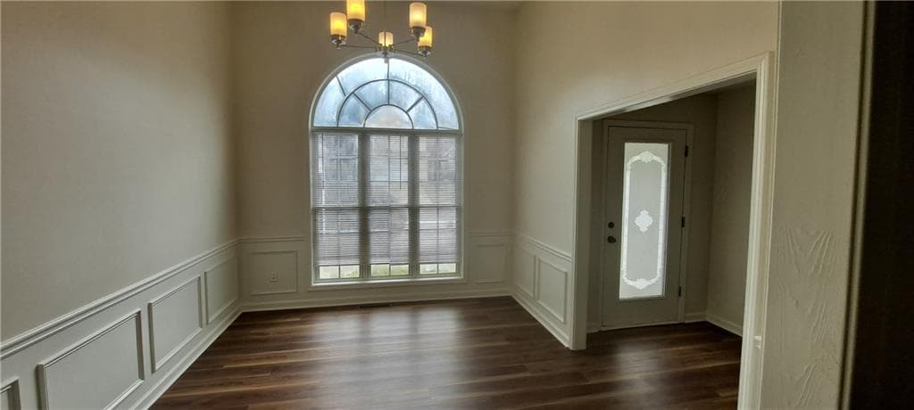 4 bedroom, 3 bathroom, 3,148 sq ft single family residence for rent at 1050 Hillary Lane, Lawrenceville, GA 30043 for $2,300 a month — photo 10