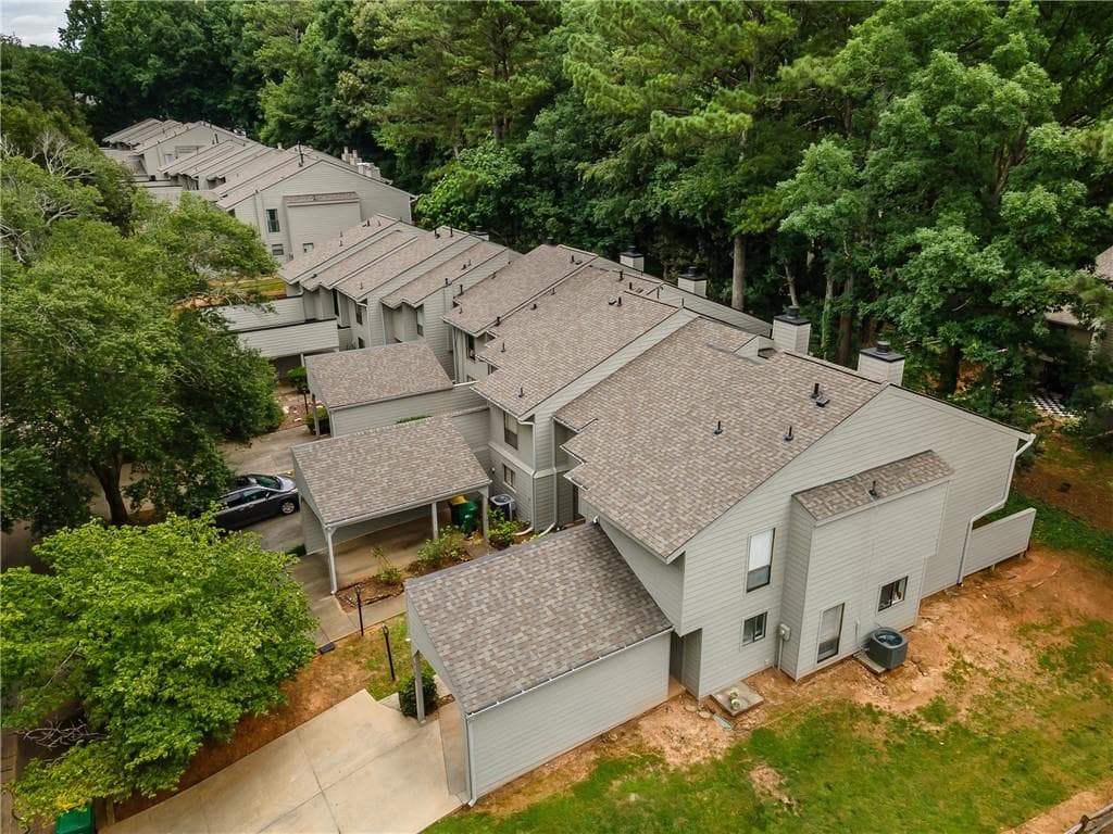3 bedroom, 3 bathroom, 2,131 sq ft townhouse for sale at 6188 Brookwood Road, Peachtree Corners, GA 30092 — photo 3