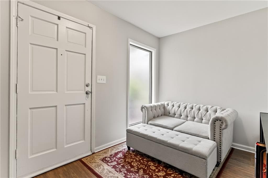 3 bedroom, 3 bathroom, 2,131 sq ft townhouse for sale at 6188 Brookwood Road, Peachtree Corners, GA 30092 — photo 10