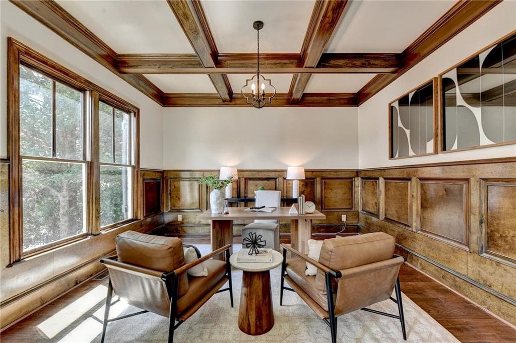 6 bedroom, 6 bathroom, 6,870 sq ft single family residence under contract at 5272 Lacosta Lane, Johns Creek, GA 30022 — photo 9