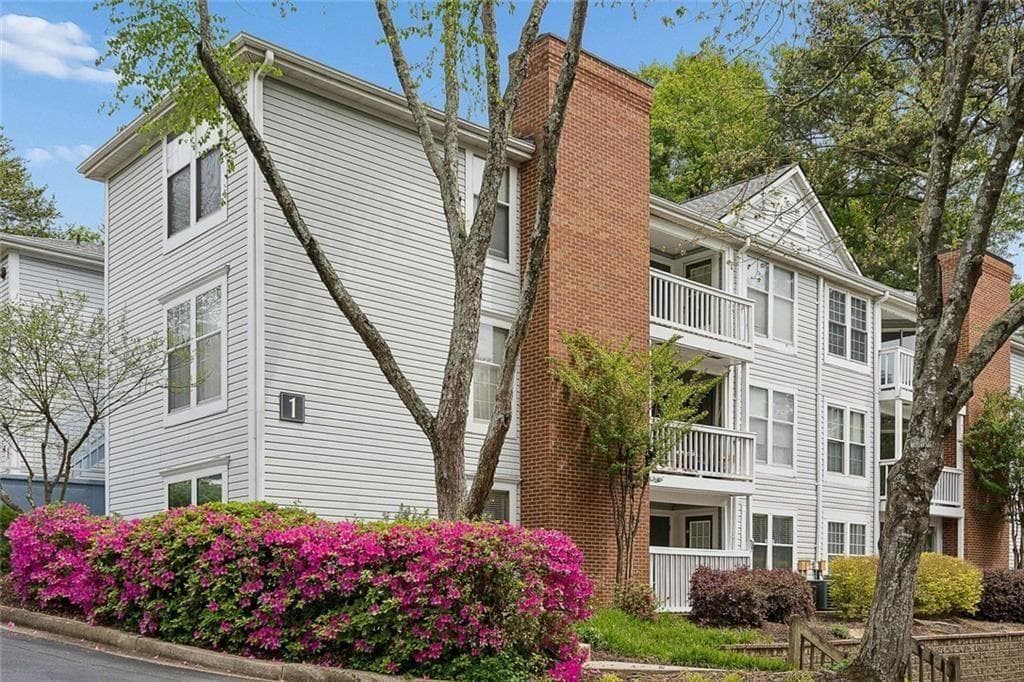 2 bedroom, 2 bathroom, 1,064 sq ft condominium for rent at 1465 Keys Crossing Drive, Brookhaven, GA 30319 for $1,700 a month