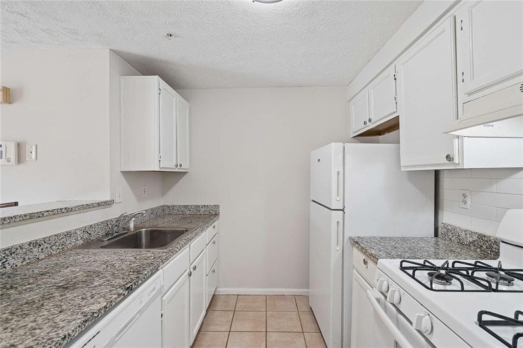 2 bedroom, 2 bathroom, 1,064 sq ft condominium for rent at 1465 Keys Crossing Drive, Brookhaven, GA 30319 for $1,700 a month — photo 8