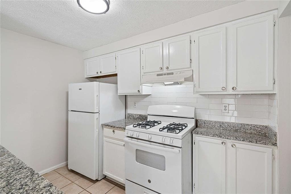 2 bedroom, 2 bathroom, 1,064 sq ft condominium for rent at 1465 Keys Crossing Drive, Brookhaven, GA 30319 for $1,700 a month — photo 9