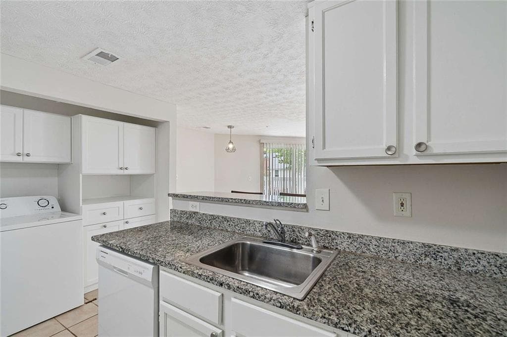 2 bedroom, 2 bathroom, 1,064 sq ft condominium for rent at 1465 Keys Crossing Drive, Brookhaven, GA 30319 for $1,700 a month — photo 10