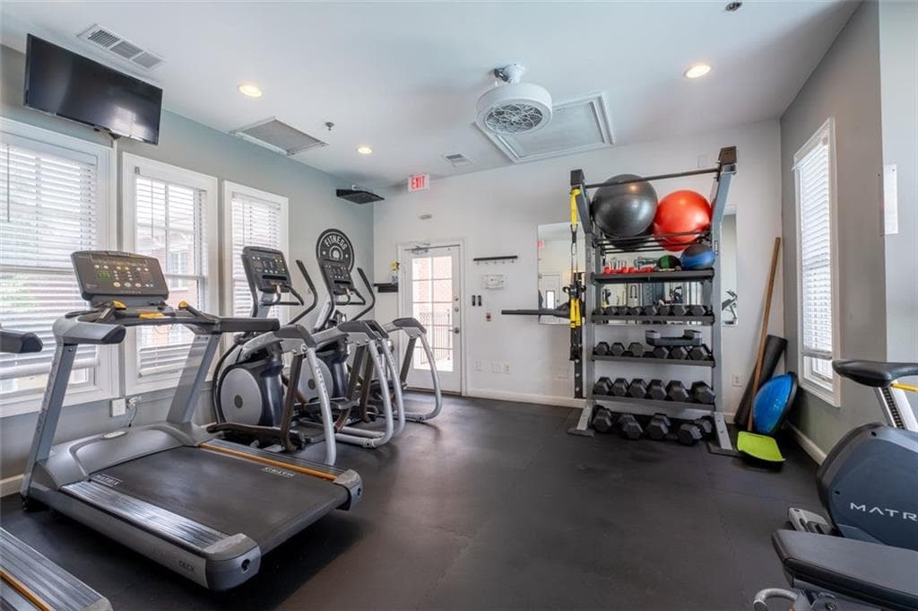 1 bedroom, 1 bathroom, 970 sq ft condominium for sale at 850 Piedmont Avenue 2309, Atlanta, GA 30308 — photo 8