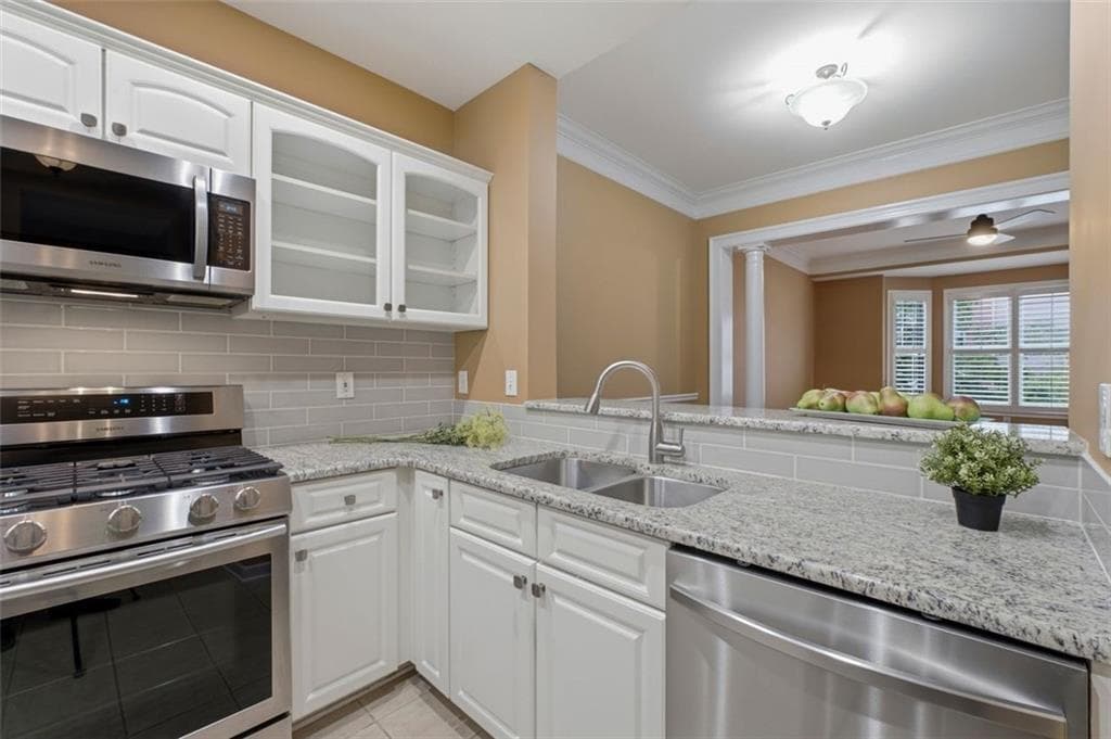 1 bedroom, 1 bathroom, 970 sq ft condominium for sale at 850 Piedmont Avenue 2309, Atlanta, GA 30308 — photo 3