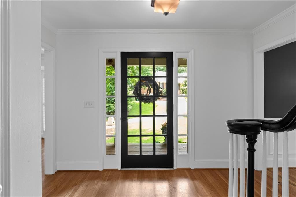 4 bedroom, 3 bathroom, 4,064 sq ft single family residence for sale at 4074 Norton Place, Smyrna, GA 30082 — photo 5