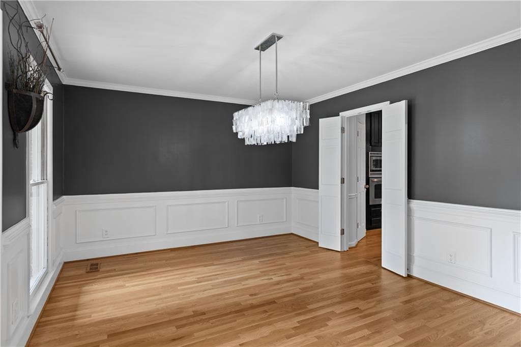 4 bedroom, 3 bathroom, 4,064 sq ft single family residence for sale at 4074 Norton Place, Smyrna, GA 30082 — photo 6