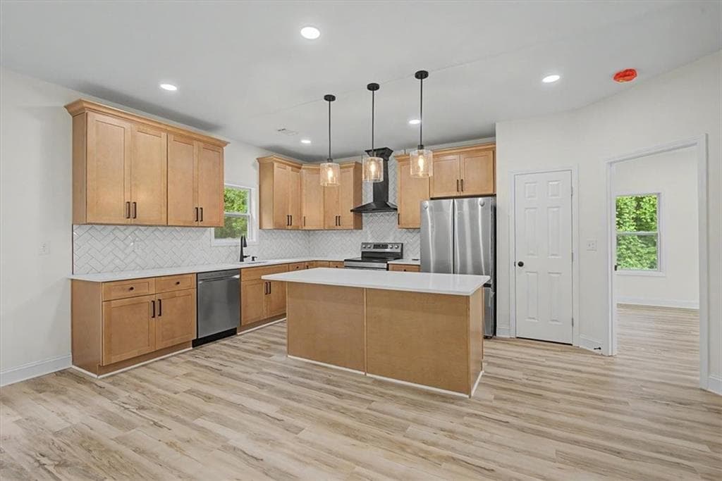 4 bedroom, 2 bathroom, 1,574 sq ft single family residence under contract at 4621 Ashmore Drive, Forest Park, GA 30297 — photo 9