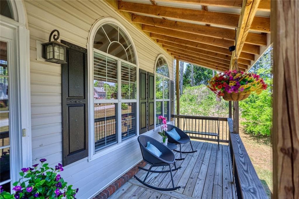 3 bedroom, 3 bathroom, 1,916 sq ft single family residence for sale at 605 Dakota Street, Bethlehem, GA 30620 — photo 5
