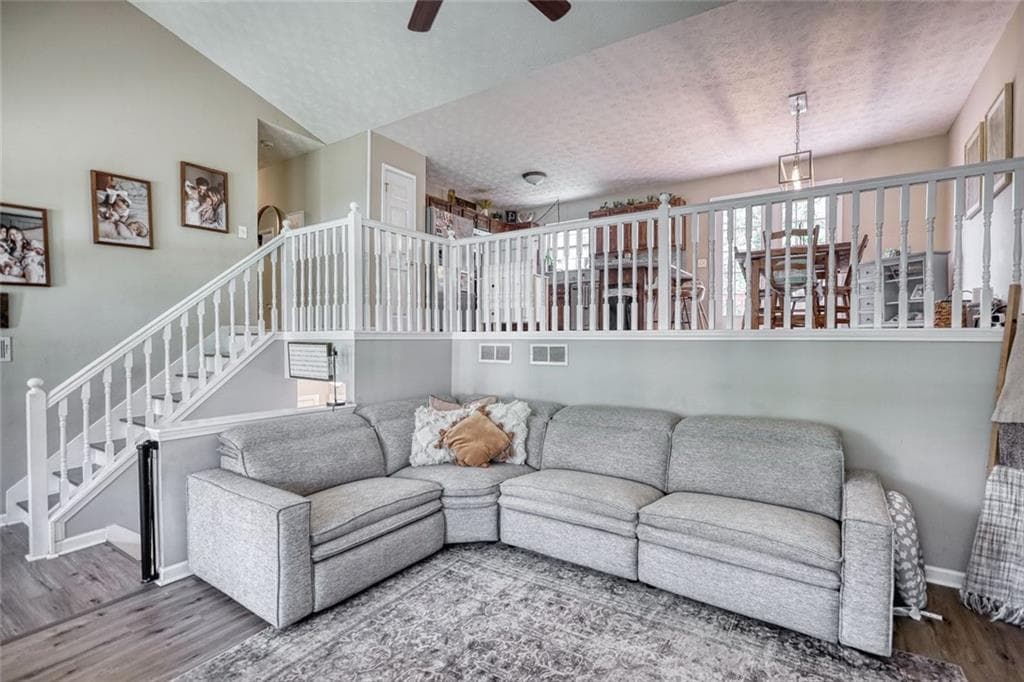 3 bedroom, 3 bathroom, 1,916 sq ft single family residence for sale at 605 Dakota Street, Bethlehem, GA 30620 — photo 9