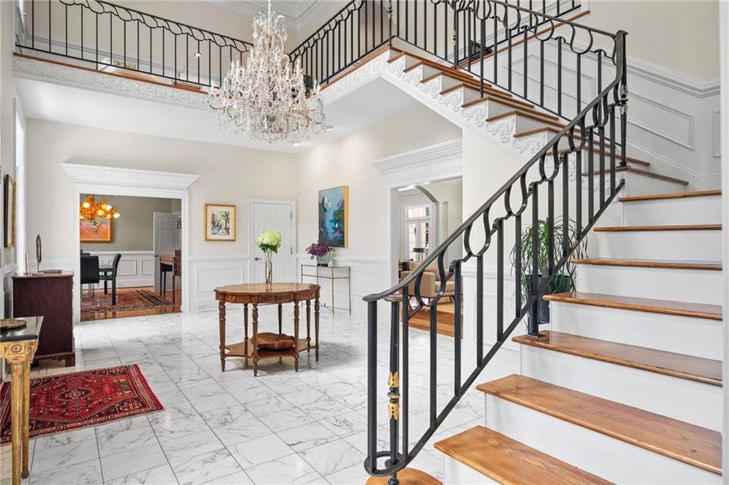 5 bedroom, 8 bathroom, 8,500 sq ft single family residence for sale at 135 Lameloise Lane, Atlanta, GA 30327 — photo 9