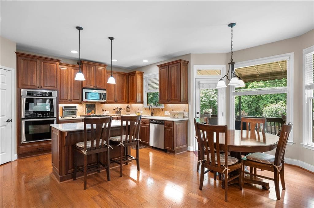 5 bedroom, 3 bathroom, 4,488 sq ft single family residence for sale at 629 Wexford Court, Acworth, GA 30102 — photo 8