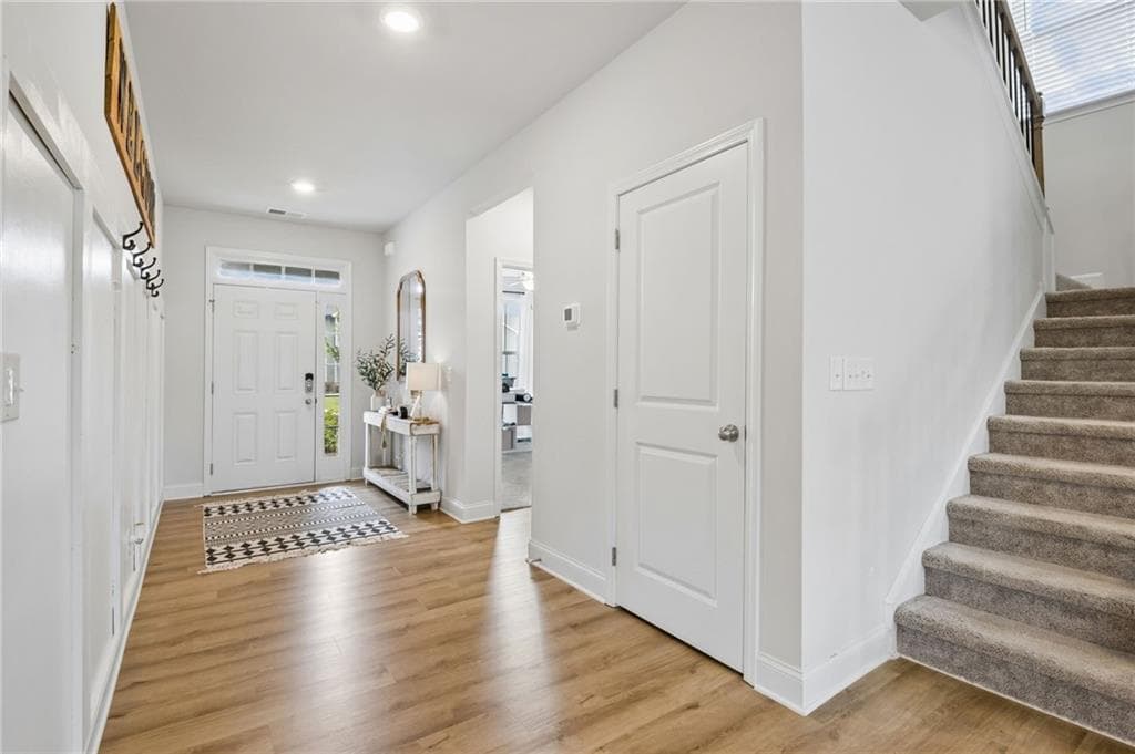5 bedroom, 4 bathroom, 3,129 sq ft single family residence for sale at 318 Cattail Lane, Winder, GA 30680 — photo 8