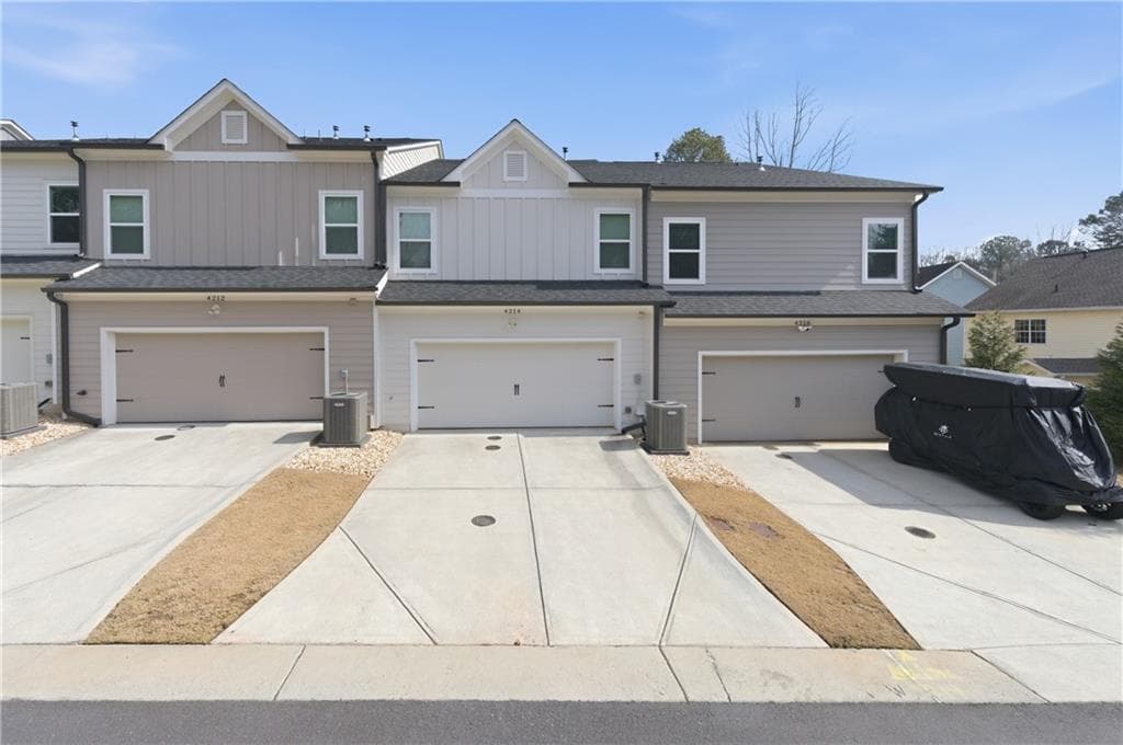 3 bedroom, 3 bathroom, 2,094 sq ft townhouse for sale at 4214 Futral Court, Acworth, GA 30101 — photo 3