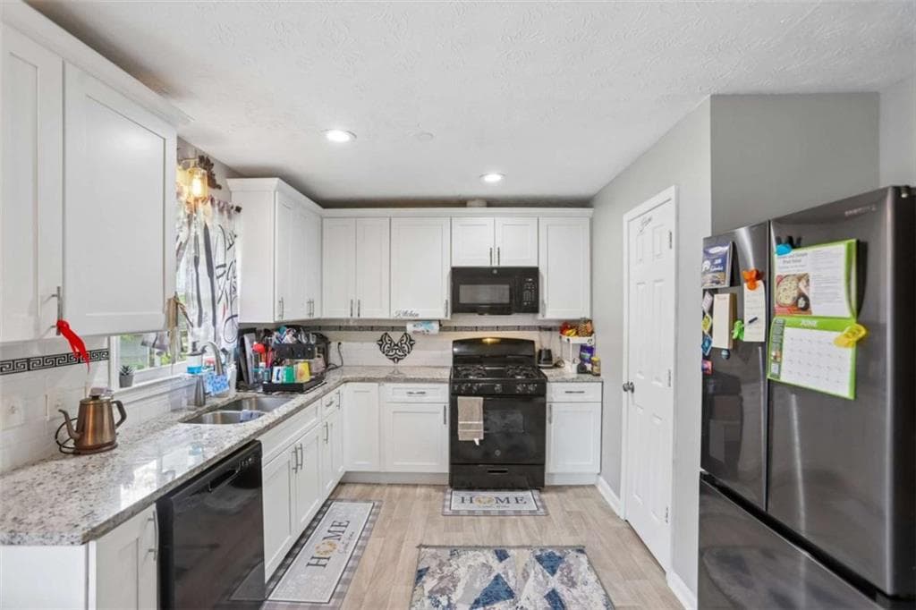 3 bedroom, 2 bathroom, 1,288 sq ft single family residence for sale at 2458 Nugget Drive, Conyers, GA 30094 — photo 10