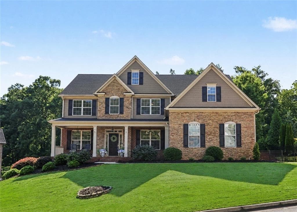 5 bedroom, 5 bathroom, 4,407 sq ft single family residence under contract at 344 Heritage Overlook, Woodstock, GA 30188 — photo 2