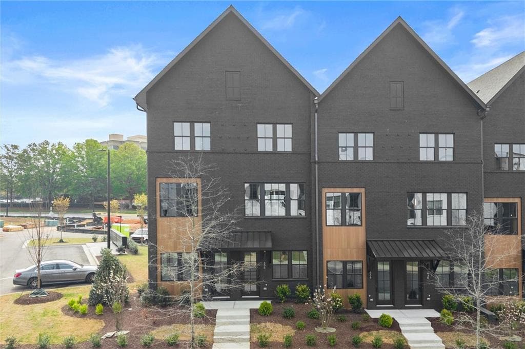2 bedroom, 4 bathroom, 1,644 sq ft townhouse for sale at 636 Soul Alley 108, Alpharetta, GA 30009 — photo 3