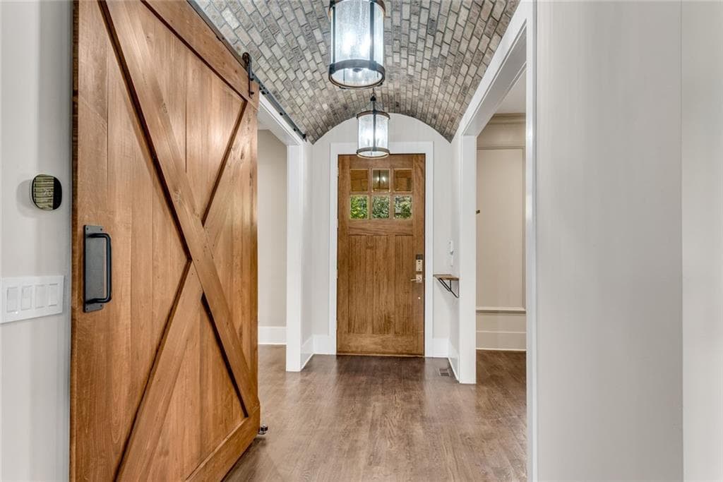 7 bedroom, 8 bathroom, 7,343 sq ft single family residence for sale at 212 Fernwood Place, Woodstock, GA 30188 — photo 9