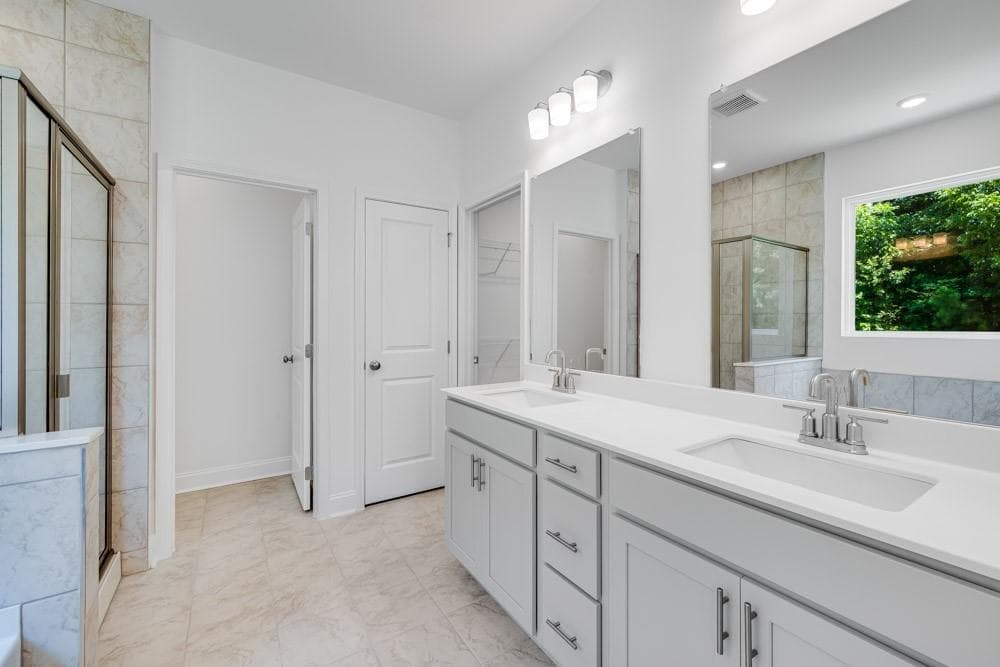 4 bedroom, 4 bathroom, 3,067 sq ft single family residence for sale at 1061 Summit Pass Lane, Dacula, GA 30019 — photo 4