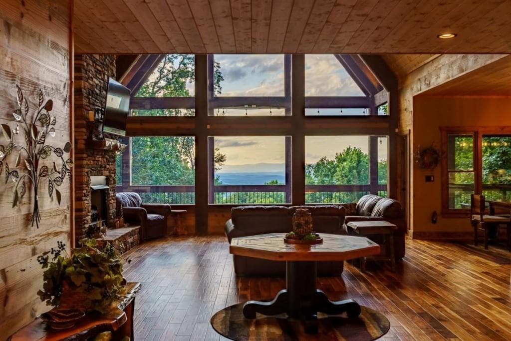 4 bedroom, 6 bathroom, 4,816 sq ft single family residence for sale at 1252 Mountainside Parkway, Ellijay, GA 30536 — photo 9