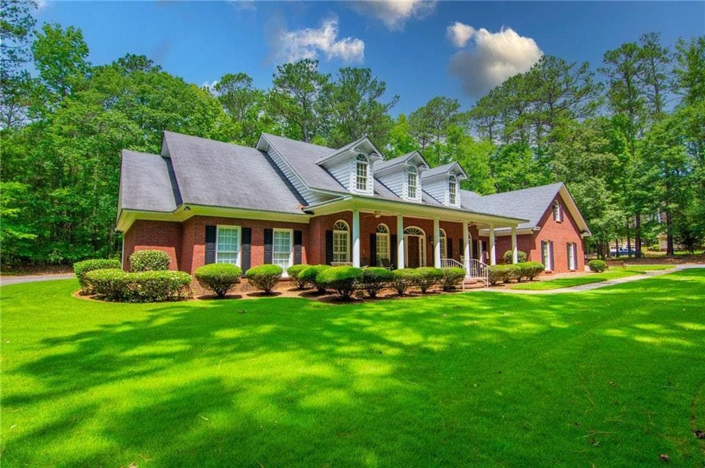 3 bedroom, 4 bathroom, 3,465 sq ft single family residence for sale at 890 Piedmont Lake Road, Pine Mountain, GA 31822 — photo 3