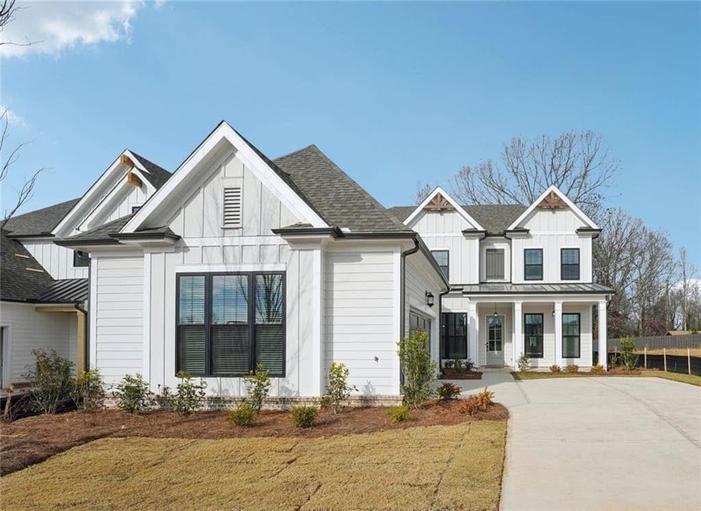 3 bedroom, 4 bathroom, 3,140 sq ft single family residence for sale at 572 Sawnee Village Boulevard, Cumming, GA 30040 — photo 6