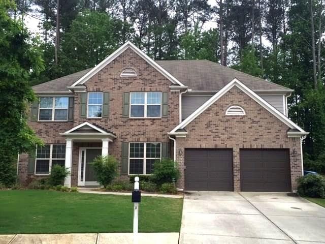 5 bedroom, 3 bathroom single family residence for rent at 10570 Haynes Valley Court, Alpharetta, GA 30022 for $3,650 a month — photo 1 of 25